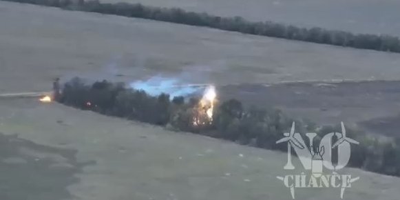 Украинские военные стали использовать «дрон-дракон», который выжигает территорию под собой термитом