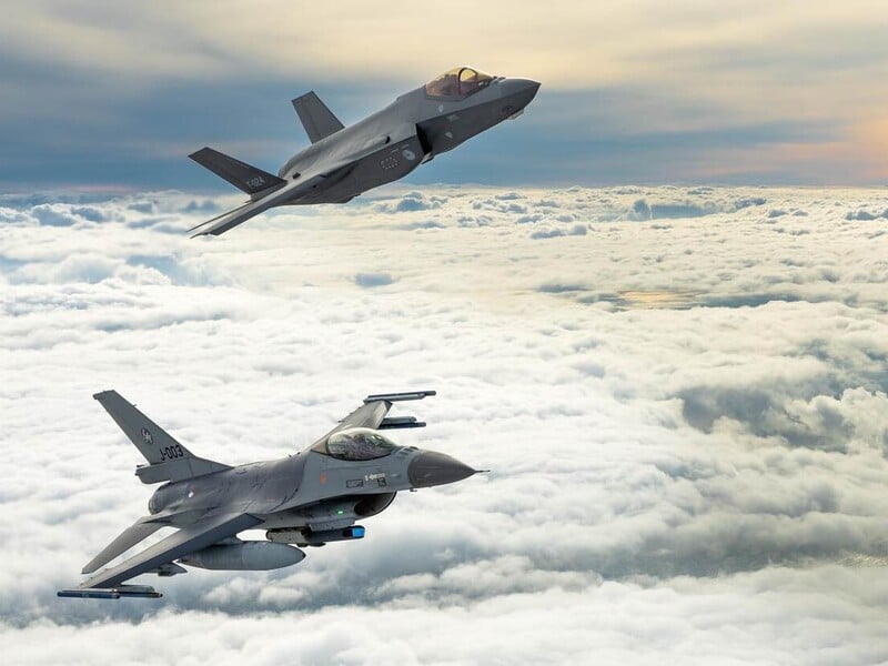 В Нидерландах показали видео прощания с F-16: какие истребители возьмут на вооружение