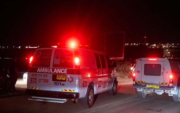 "Хезболла" ударила дронами по месту сбора израильских военных: около 70 раненых. Видео