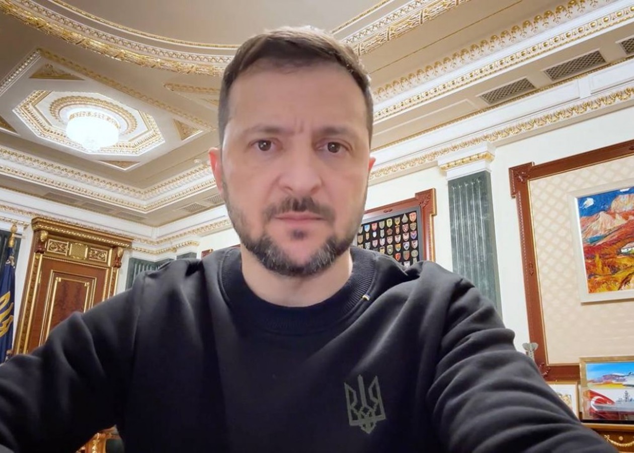 "Россияне пытаются это скрыть": Зеленский подтвердил потери военных из КНДР в Курской области. Видео