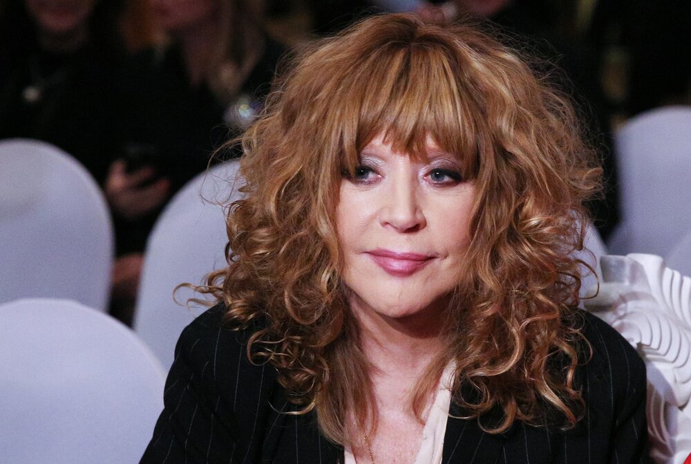 В сети всплыло пророческое обращение Пугачевой к россиянам на Новый год, в котором она призвала не воевать. Видео