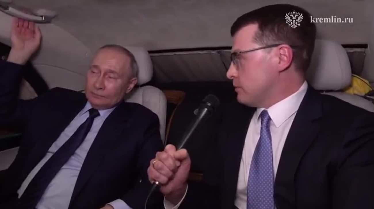 "Я выделю людей, которые будут вести переговоры": Путин сказал, готов ли подписывать мирное соглашение с Зеленским