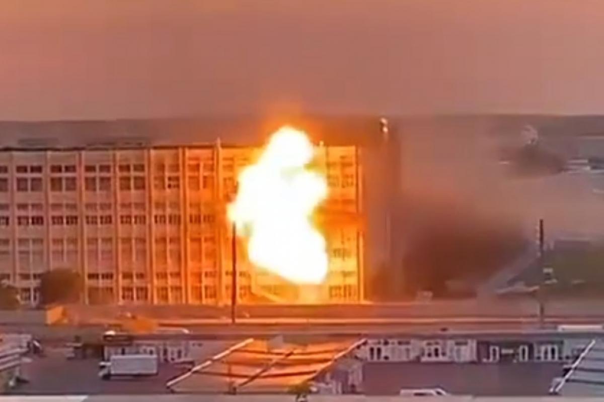 Дроны ударили по оборонному заводу "Сигнал" в Ставрополе, который производит РЭБ для самолетов