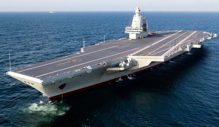 CNN: Новейший авианосец Китая оказался значительно слабее старых американских