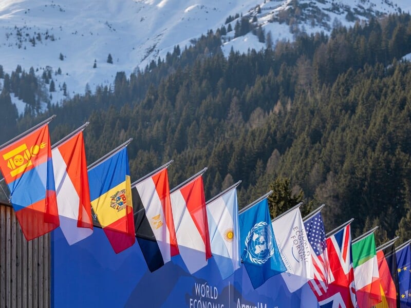 FT: В Давосе приоритет лидеров ЕС сместился с Украины на Гренландию