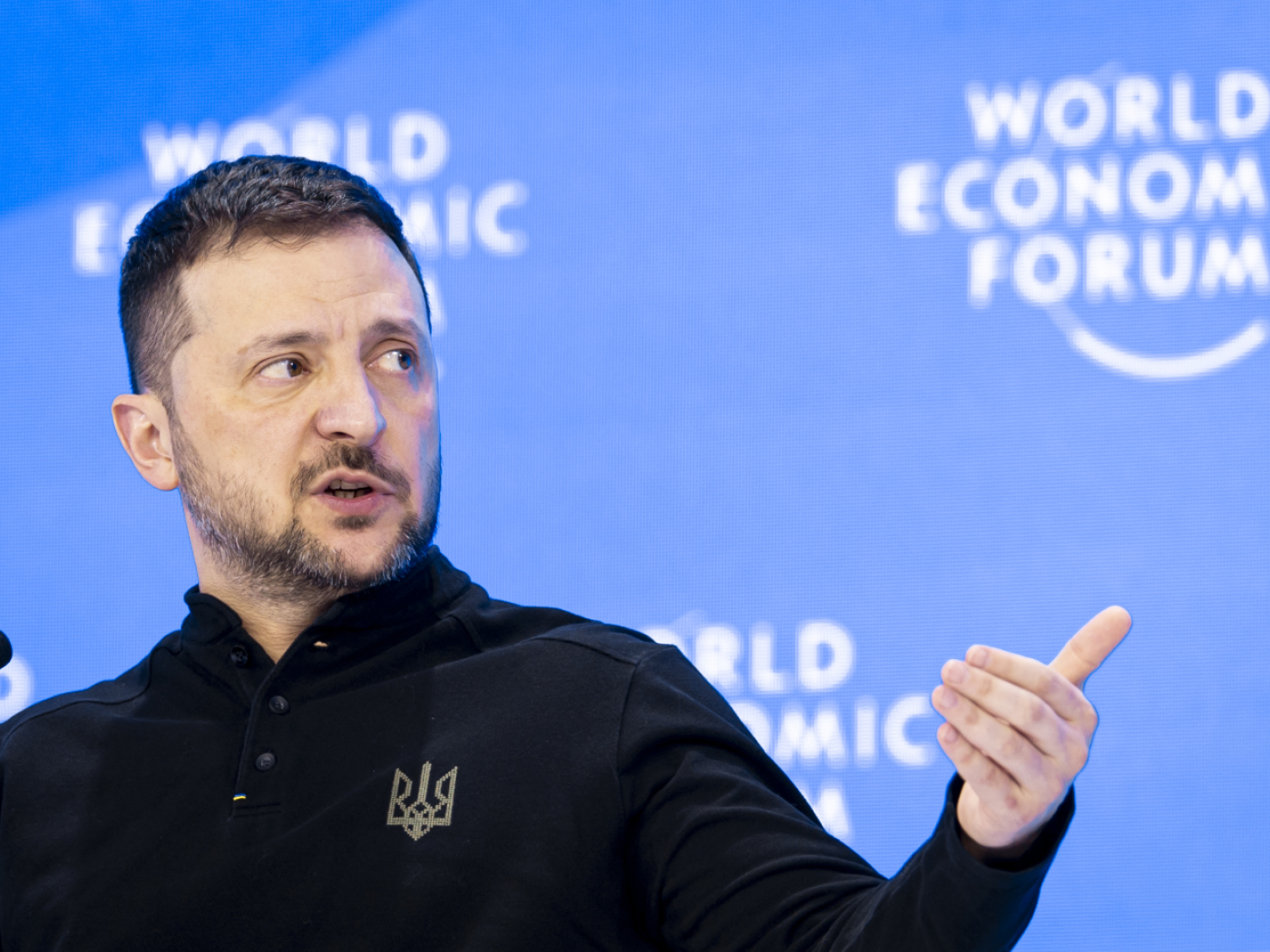 Зеленский: Каждый Виктор, пытающийся продавать интересы Европы, заслуживает подзатыльник