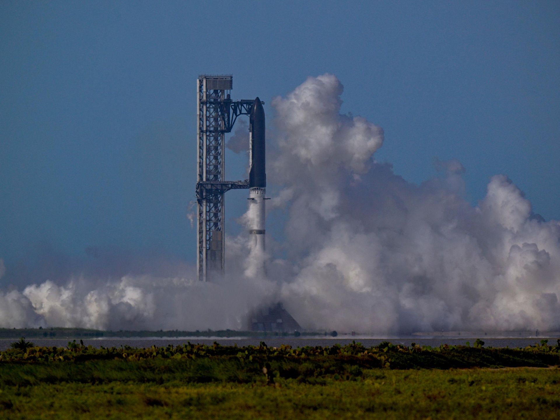 SpaceX успешно вывела на орбиту корабль Starship